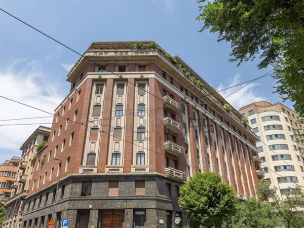 ufficio in affitto a Milano in zona Centro Direzionale