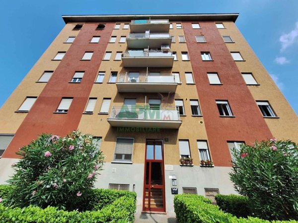 appartamento in affitto a Milano in zona Rottole