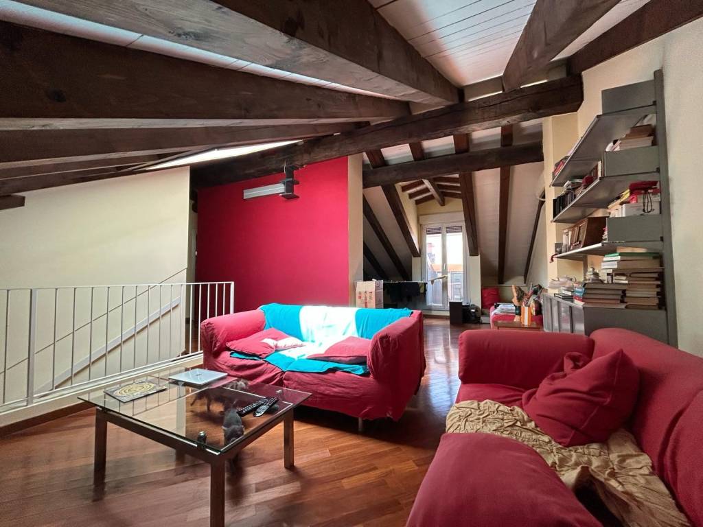 appartamento in affitto a Milano in zona Cinque Giornate