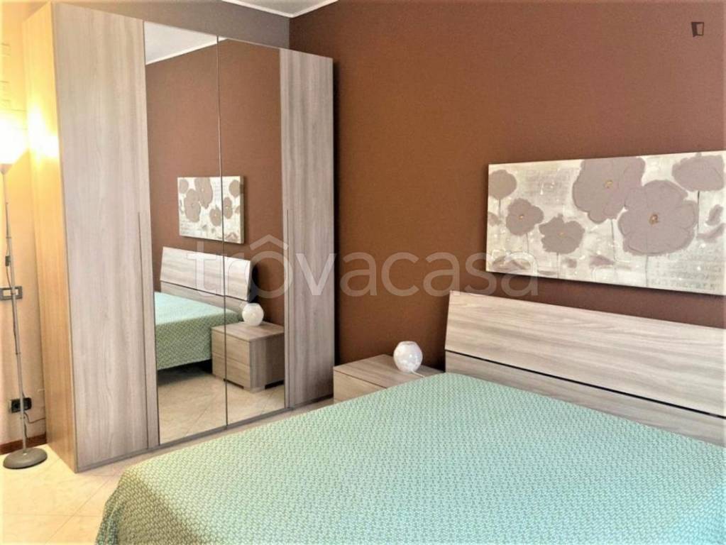 appartamento in affitto a Milano in zona Lorenteggio