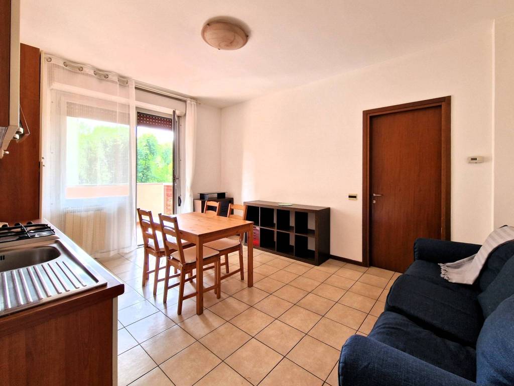 appartamento in affitto a Milano in zona Famagosta