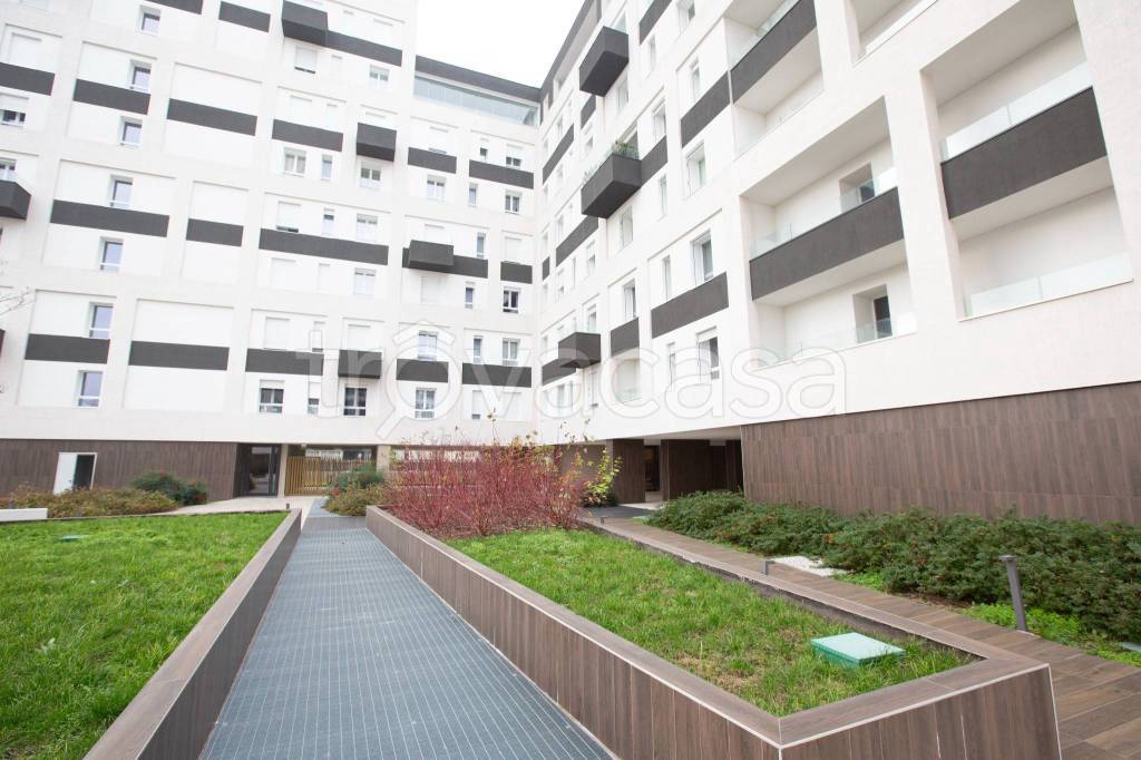 appartamento in affitto a Milano in zona Piazzale Lodi