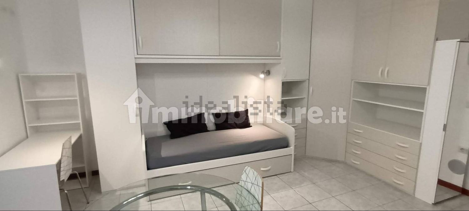 appartamento in affitto a Milano in zona Cinque Giornate