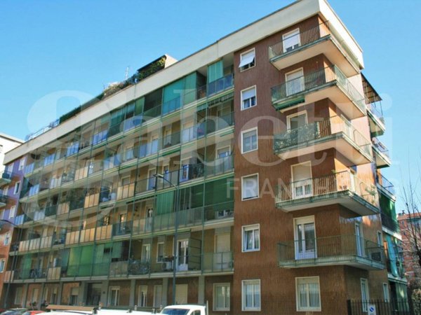 appartamento in affitto a Milano in zona Lorenteggio