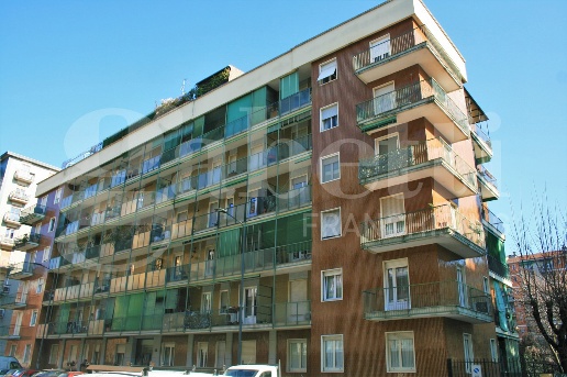 appartamento in affitto a Milano in zona Lorenteggio