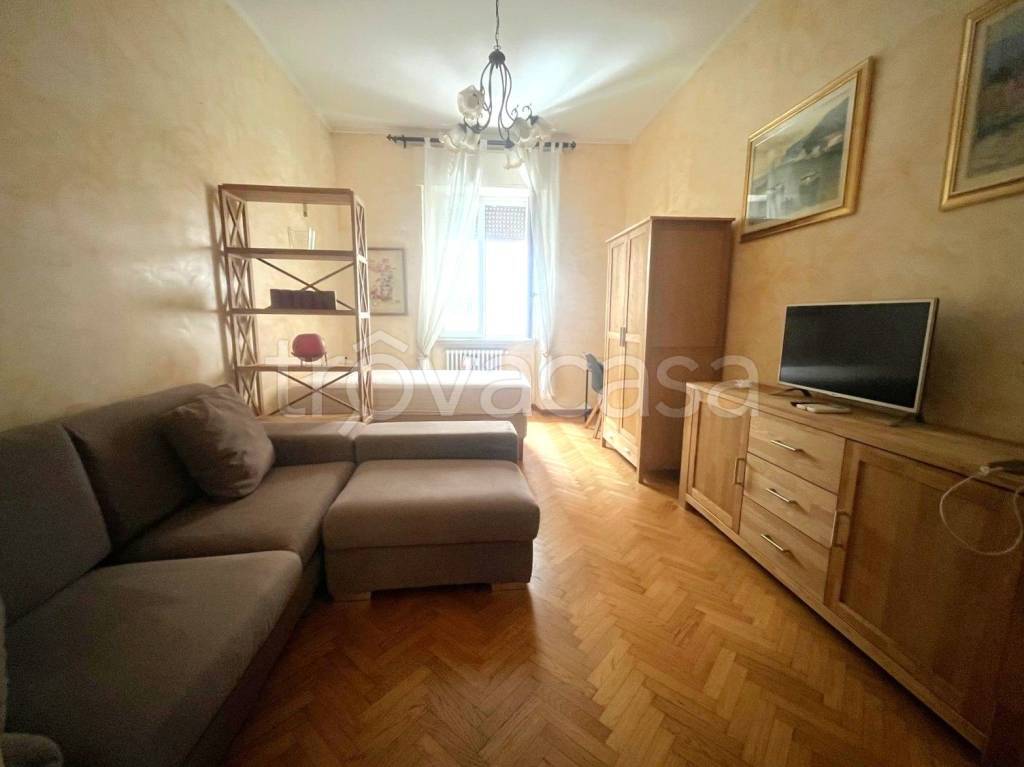 appartamento in affitto a Milano in zona Sant'Ambrogio