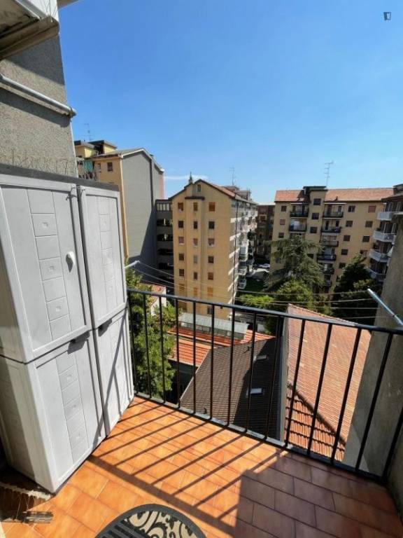 appartamento in affitto a Milano in zona Lorenteggio