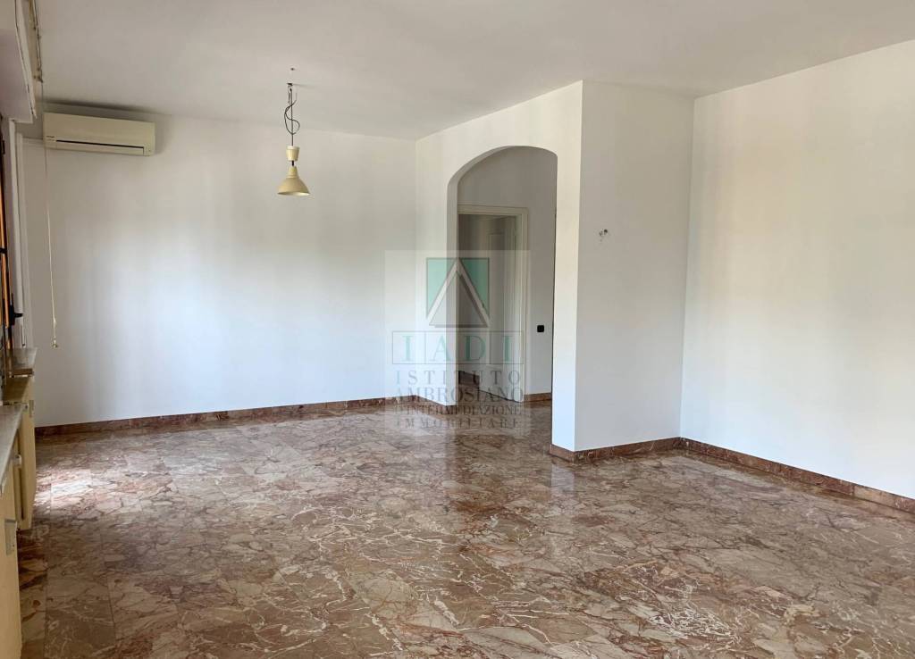 appartamento in affitto a Milano in zona Piazzale Lodi