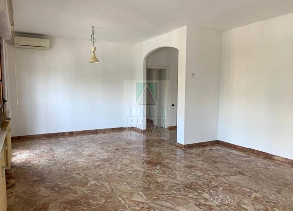appartamento in affitto a Milano in zona Piazzale Lodi