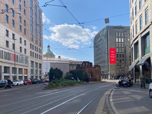 negozio in affitto a Milano