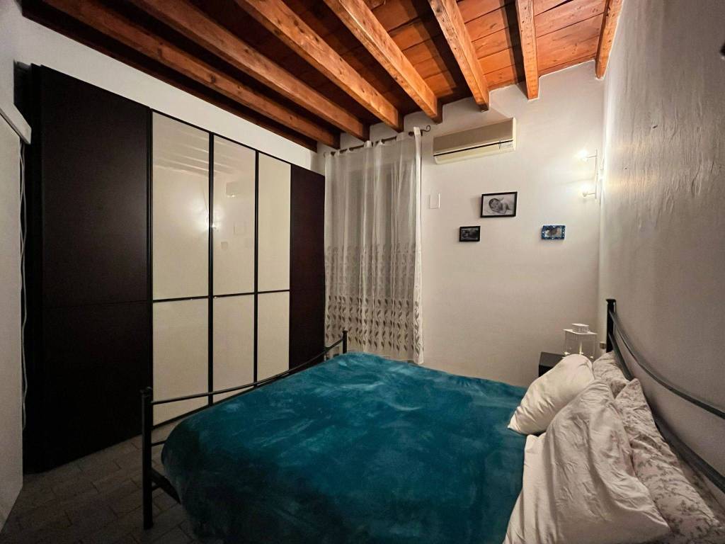 appartamento in affitto a Milano in zona Famagosta
