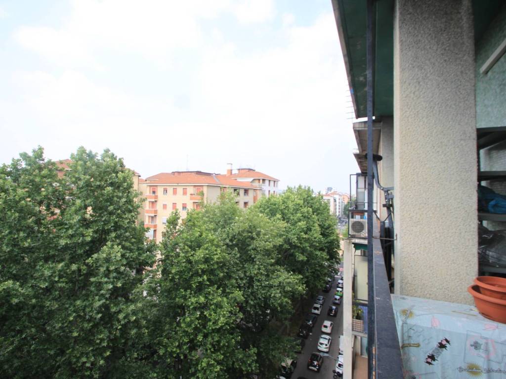 appartamento in affitto a Milano in zona Famagosta