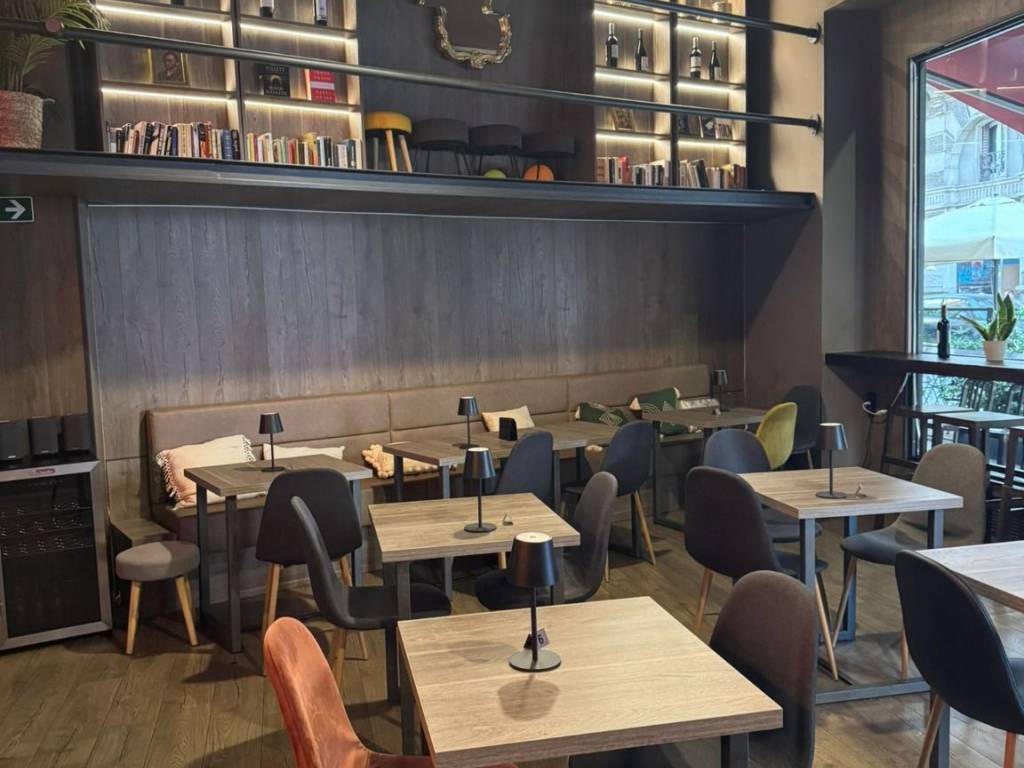 negozio in affitto a Milano in zona Isola