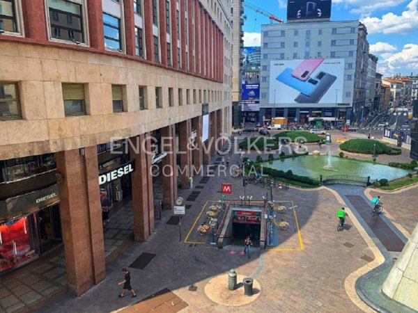 ufficio in affitto a Milano