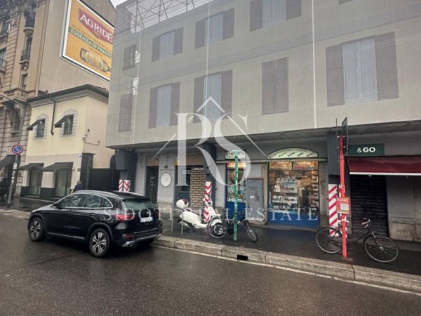 negozio in affitto a Milano