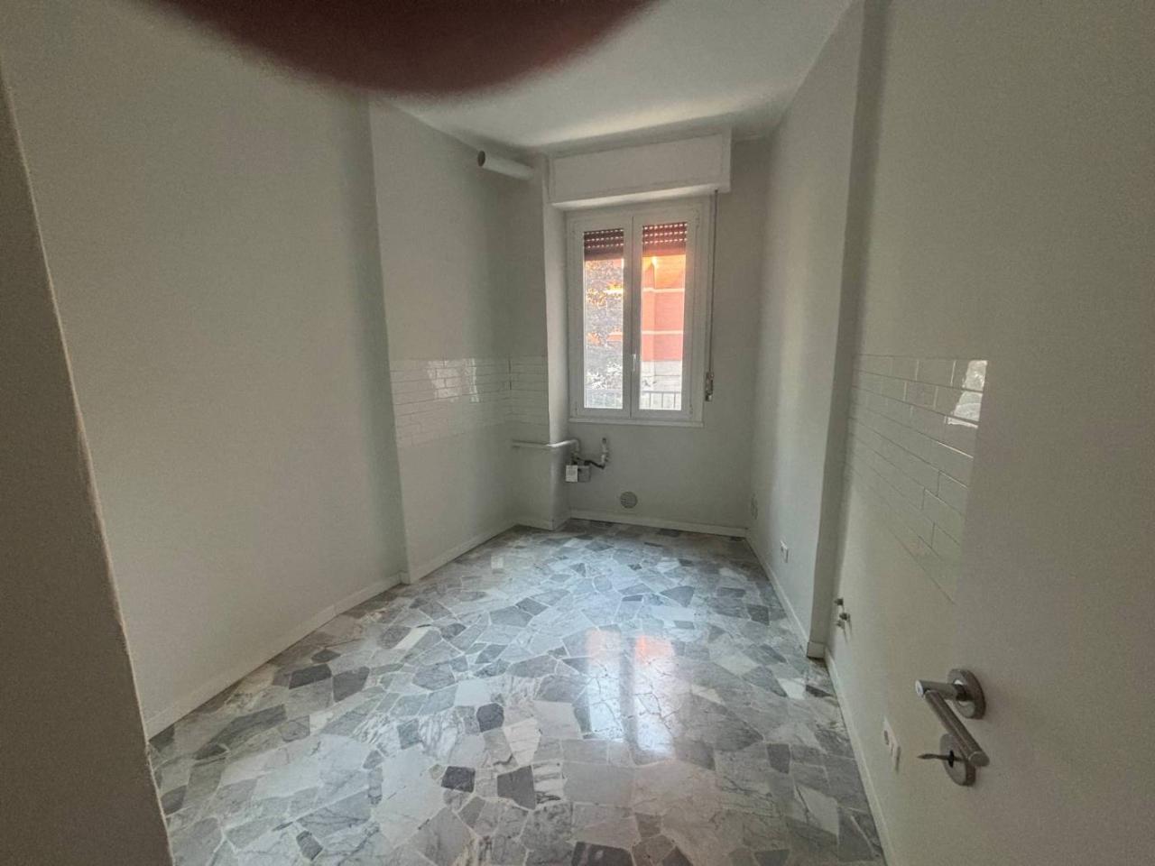appartamento in affitto a Milano in zona Lorenteggio