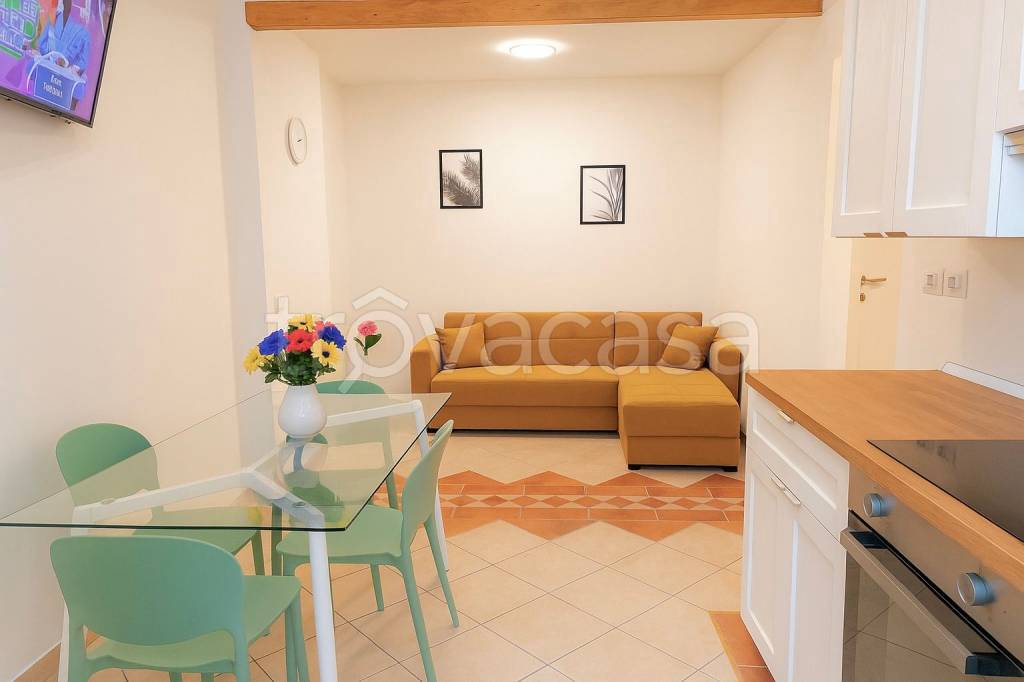 appartamento in affitto a Milano in zona Corvetto