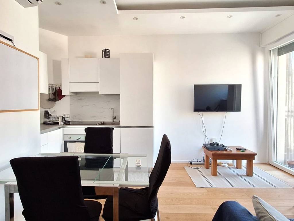 appartamento in affitto a Milano in zona Famagosta