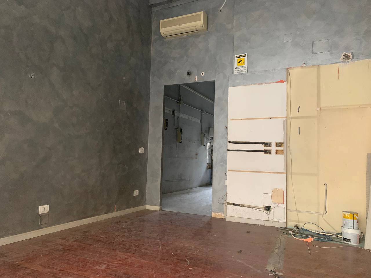 negozio in affitto a Milano in zona Porta Romana
