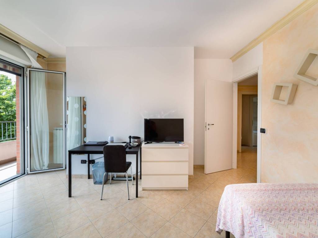 appartamento in affitto a Milano in zona Famagosta