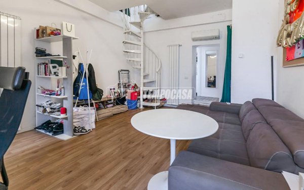 appartamento in affitto a Milano in zona Isola