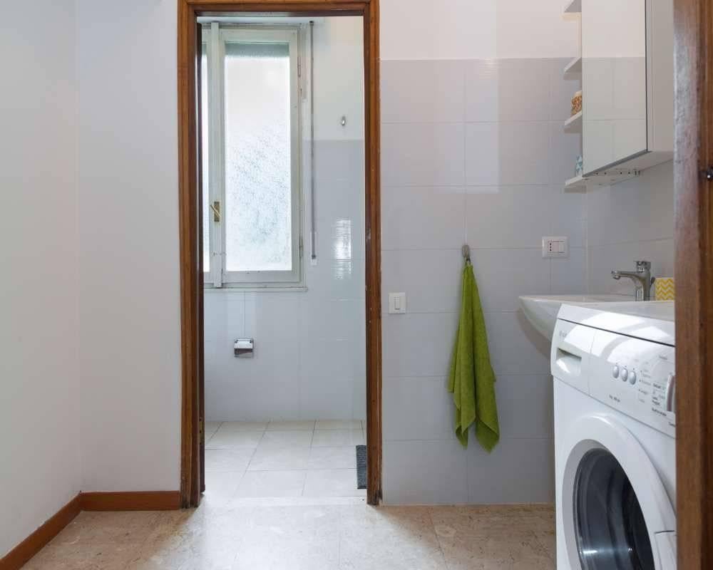 appartamento in affitto a Milano in zona Lorenteggio