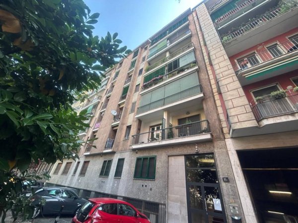 appartamento in affitto a Milano in zona Lorenteggio