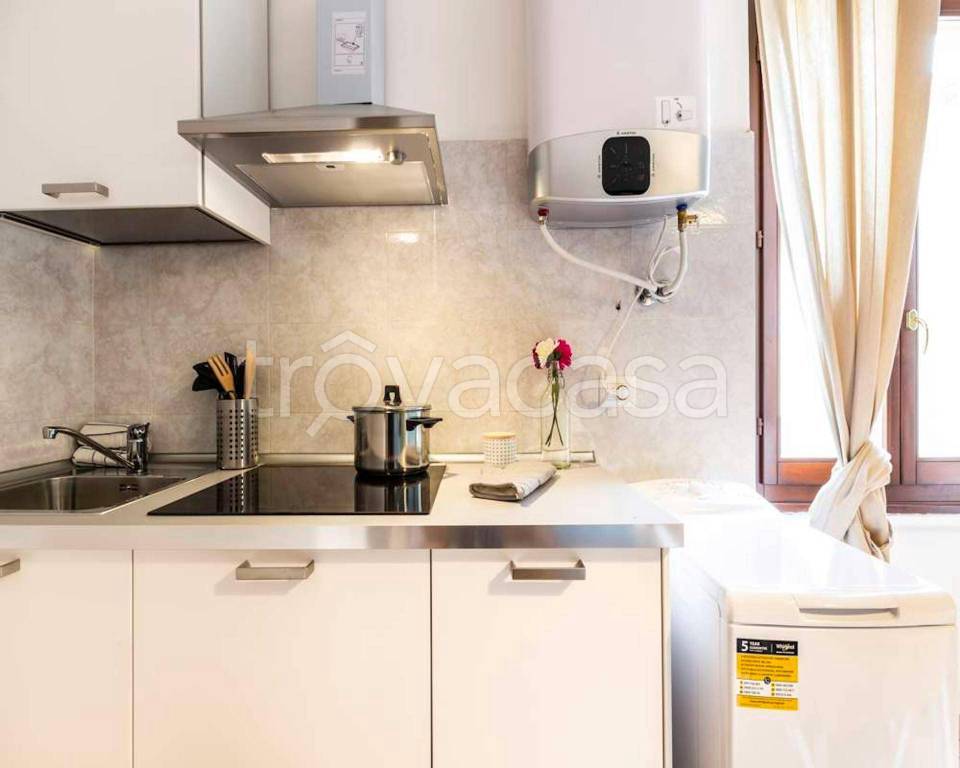 appartamento in affitto a Milano in zona Porta Ticinese