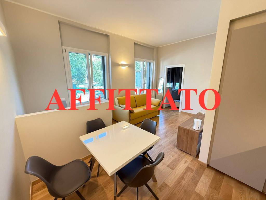 appartamento in affitto a Milano in zona Famagosta