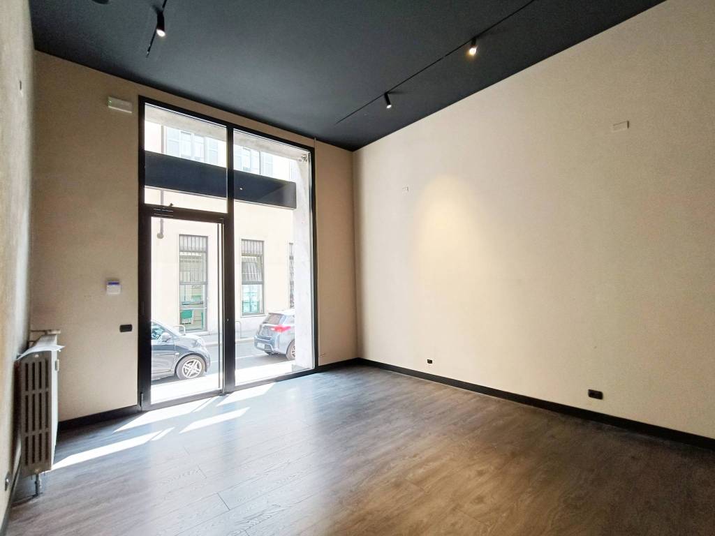 negozio in affitto a Milano