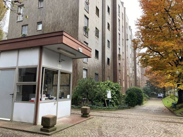 ufficio in affitto a Milano in zona Lorenteggio