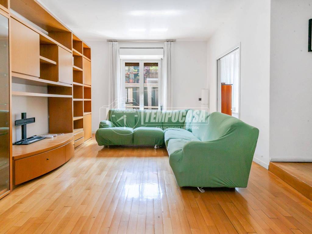 appartamento in affitto a Milano in zona Isola