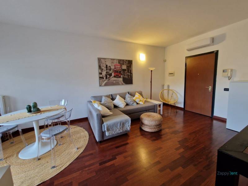 appartamento in affitto a Milano in zona Famagosta