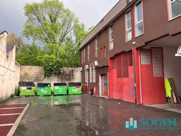 casa indipendente in affitto a Milano in zona Lorenteggio