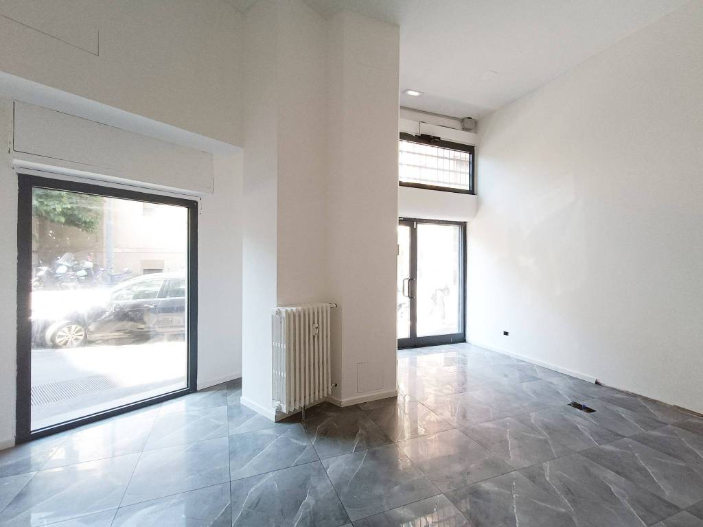 negozio in affitto a Milano