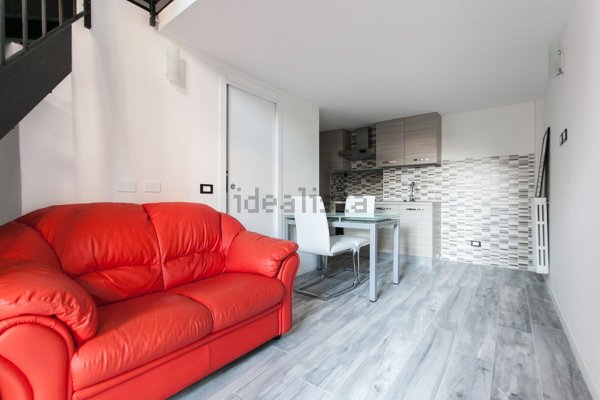 appartamento in affitto a Milano in zona Lorenteggio