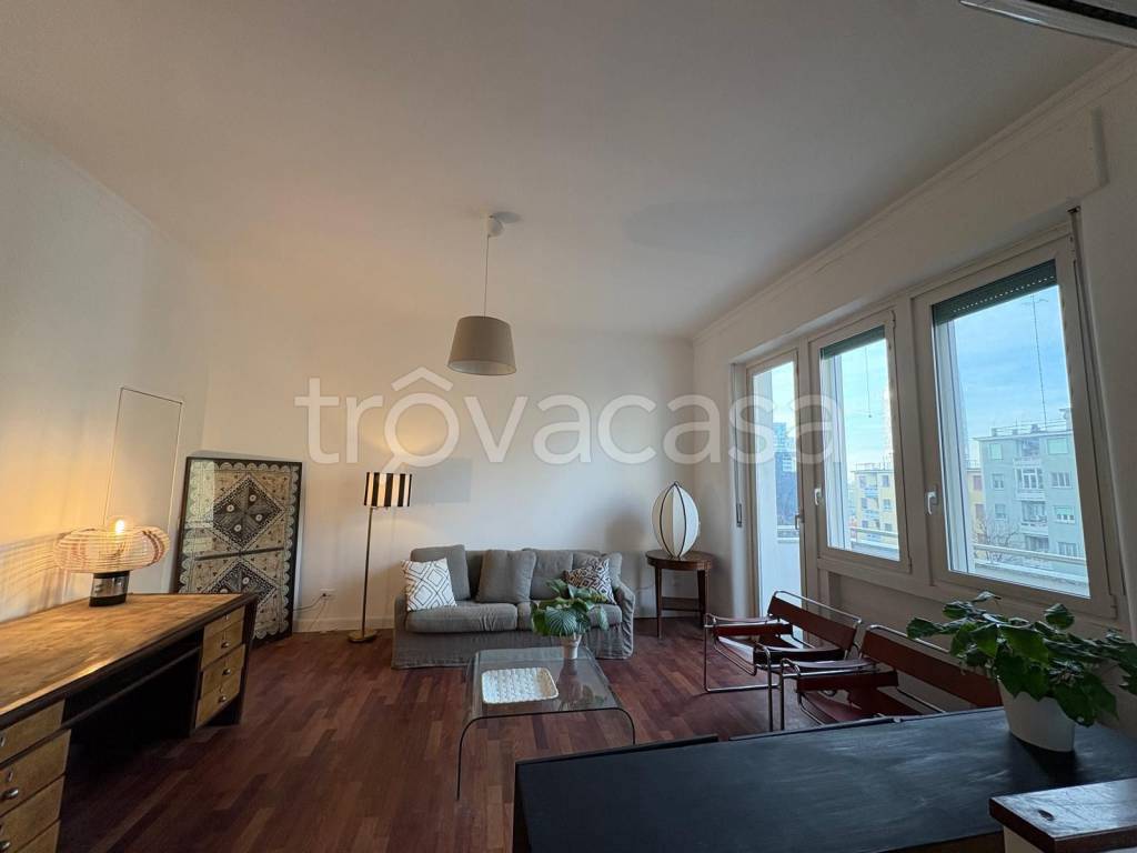 appartamento in affitto a Milano