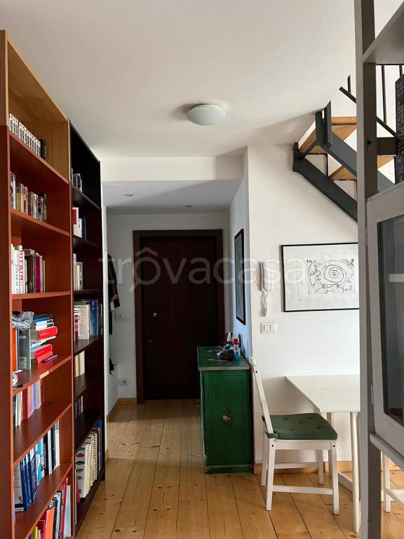 appartamento in affitto a Milano in zona Isola