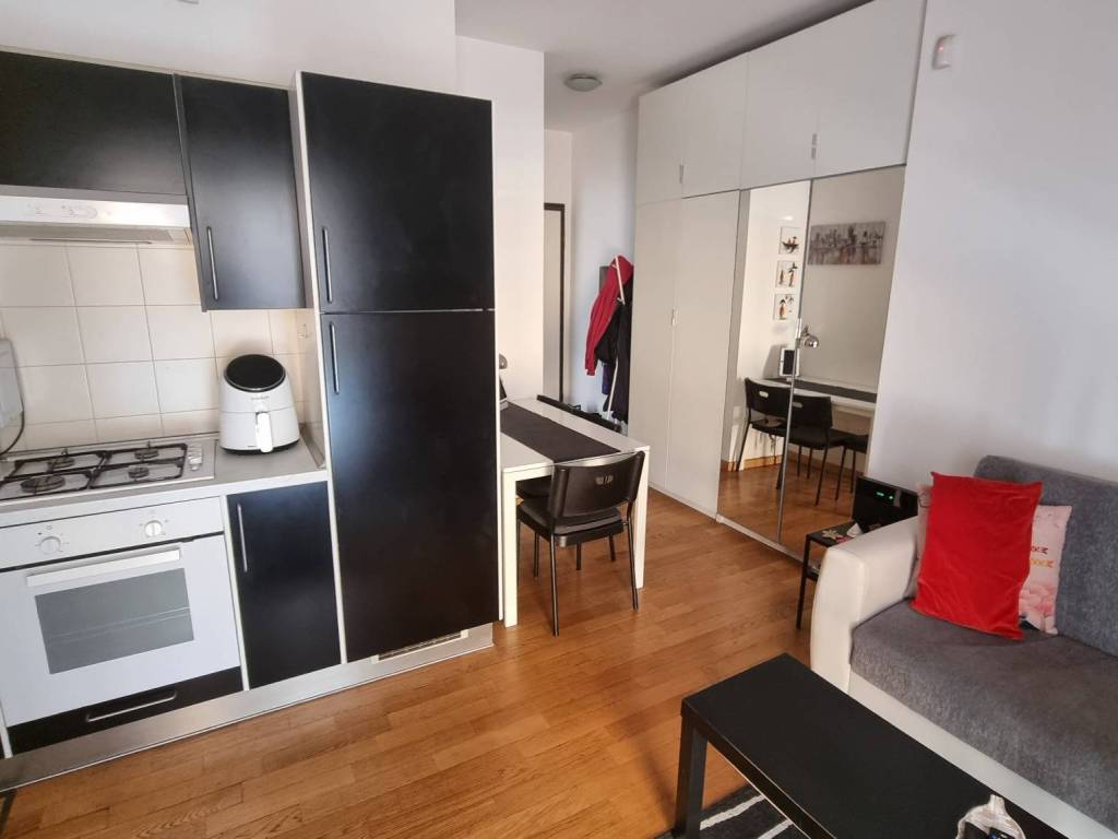 appartamento in affitto a Milano in zona Piazzale Lodi