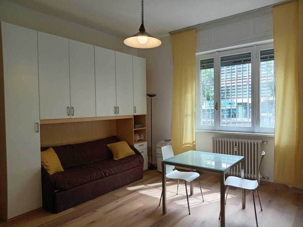 appartamento in affitto a Milano in zona Centro Direzionale
