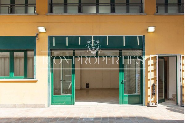 locale commerciale in affitto a Milano