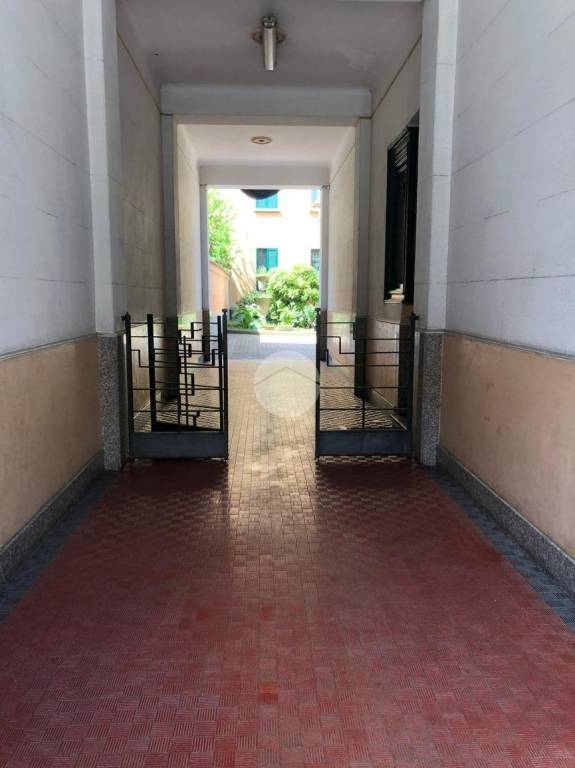 appartamento in affitto a Milano in zona Famagosta