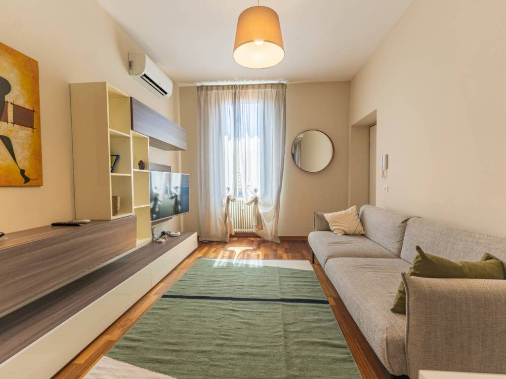 appartamento in affitto a Milano in zona Centro Direzionale