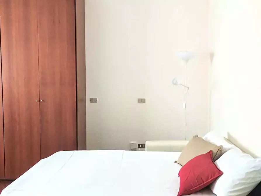 appartamento in affitto a Milano in zona Bullona