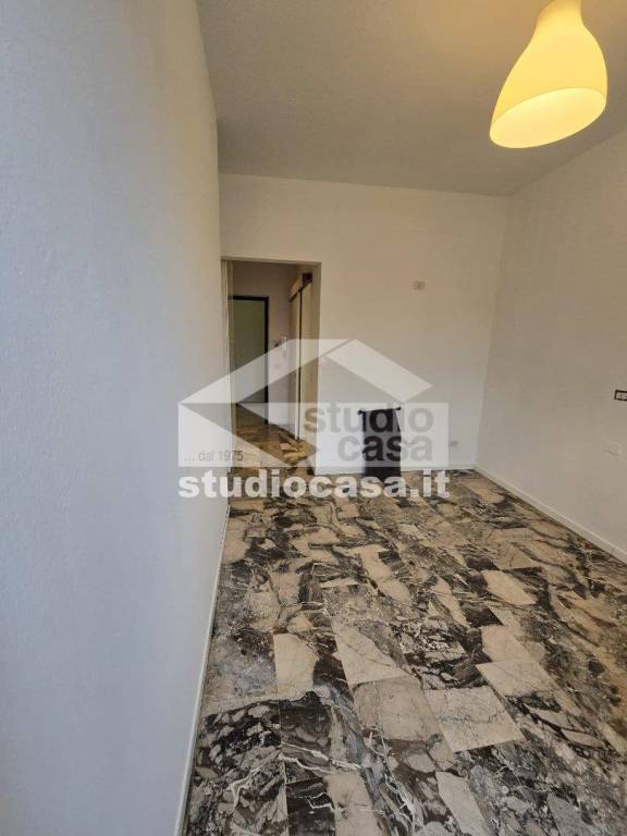 appartamento in affitto a Milano in zona Centro Direzionale