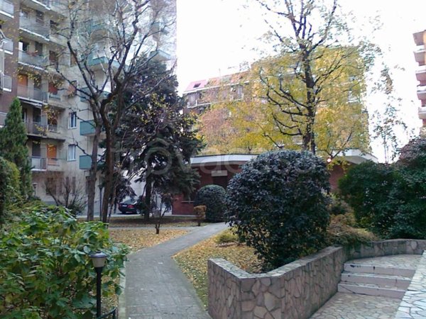appartamento in affitto a Milano in zona Lorenteggio