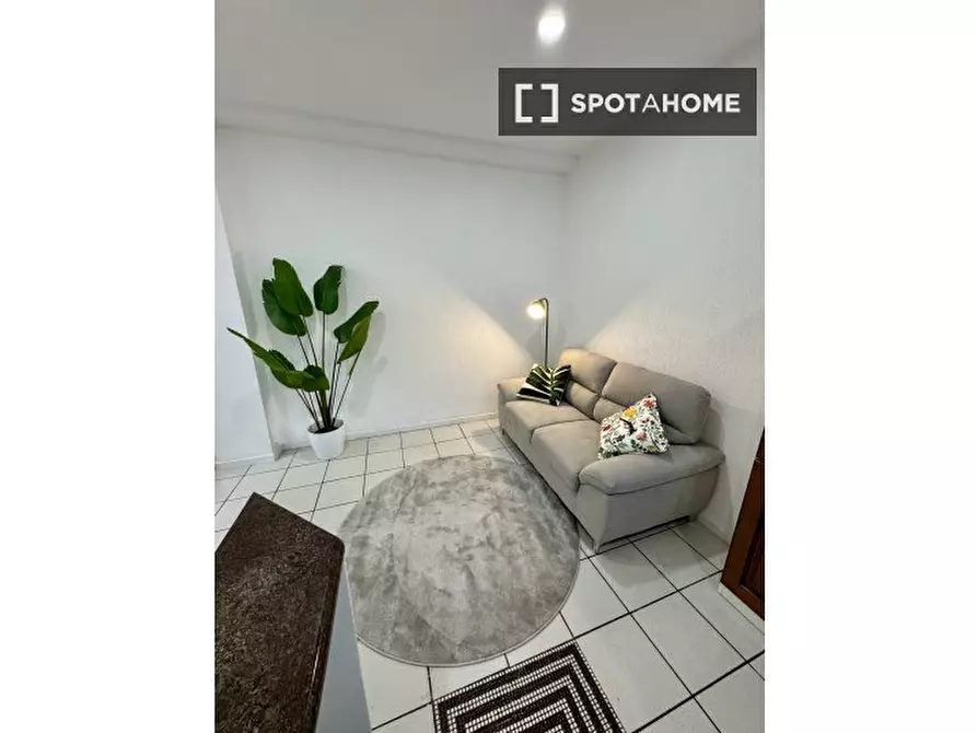 appartamento in affitto a Milano in zona Rembrandt