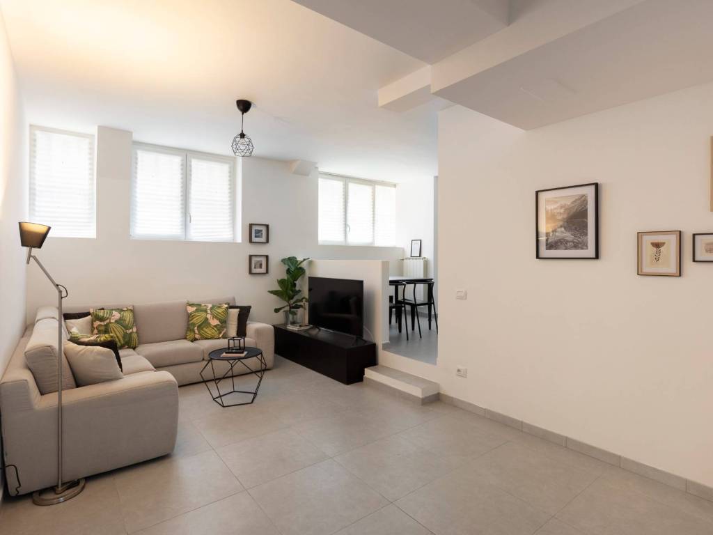 appartamento in affitto a Milano in zona Famagosta
