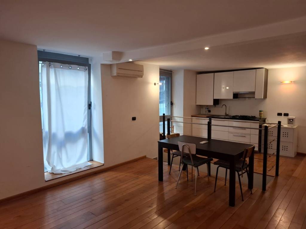 appartamento in affitto a Milano in zona Guastalla
