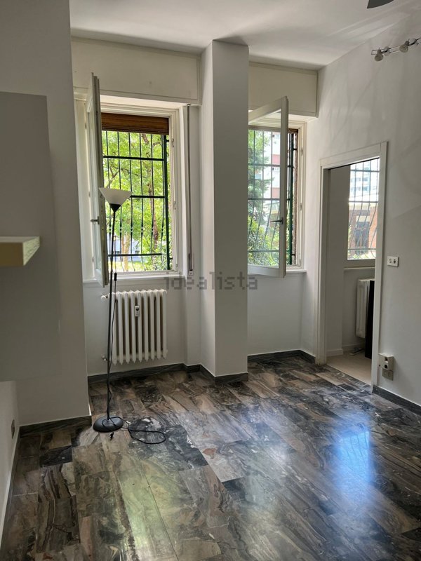 appartamento in affitto a Milano in zona Lorenteggio